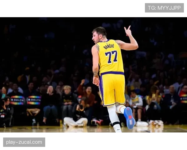 独行侠东契奇35分11助攻难救主,湖人第二节战术调整成转折点 独行侠东契奇35分11助攻难救主,湖人第二节战术调整成转折点